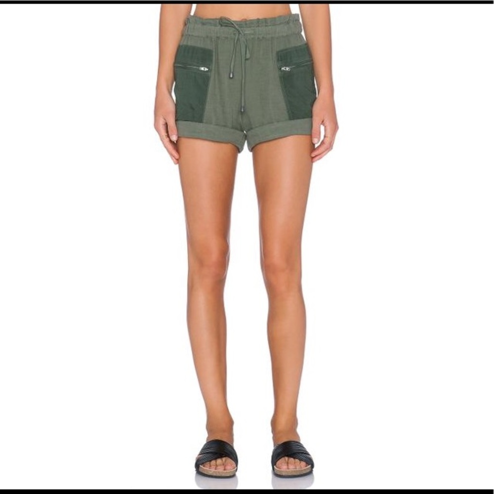 🔥FINAL PRICE🔥 Splendid double cloth shorts Sz. L